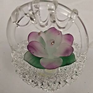 Mini Art Glass Flower Basket Figurine